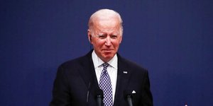 Biden promulgue la loi sur une aide americaine de 40 milliards de dollars a l& 39 ukraine