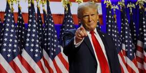Donald trump lors de son rassemblement a west palm beach