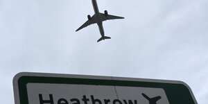 L& 39 aeroport de heathrow accuse une perte de 2,3 milliards d& 39 euros en 2020 avec la pandemie