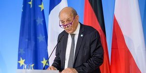 La france rappelle ses ambassadeurs aux etats-unis et en australie
