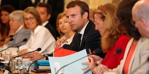 Le gouvernement a dvoil la premire feuille de route budgtaire de l're Macron.