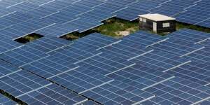 Le gouvernement lance la revision de gros contrats solaires