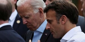 Le president americain joe biden et le president francais emmanuel macron lors du sommet du g7