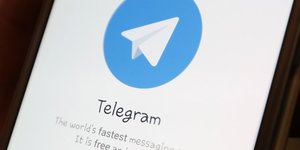 Le president iranien condamne l'interdiction de la messagerie telegram