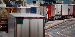 Les routiers britanniques font etat d'une chute de 68% des exportations vers l'ue en janvier