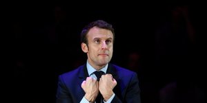 Macron a accepte l'offre de bayrou