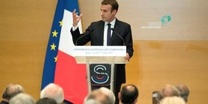 Macron confirme les 13 milliards d'efforts des collectivites