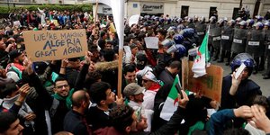 Nouvelle journee de manifestations en algerie