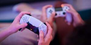 Profitez de la PS5 au meilleur prix avec votre offre Box SFR