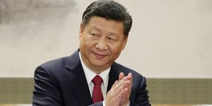 Renforce, xi jinping va s'efforcer d'amadouer donald trump