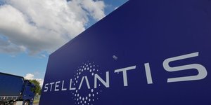 Stellantis proche d'un accord pour une "gigafactory" de batteries en italie, selon des sources