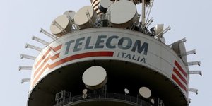 Telecom italia place un ex-responsable de vivendi a sa tete