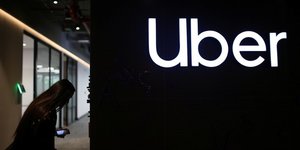 Uber et postmates concluent un accord de 2.65 milliards de dollars selon bloomberg